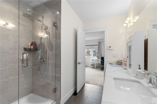 115-5160 Hammond Bay Rd, Nanaimo, BC 