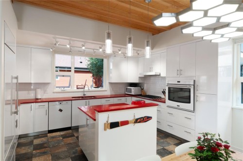 1530 Brooke St, Victoria, BC 