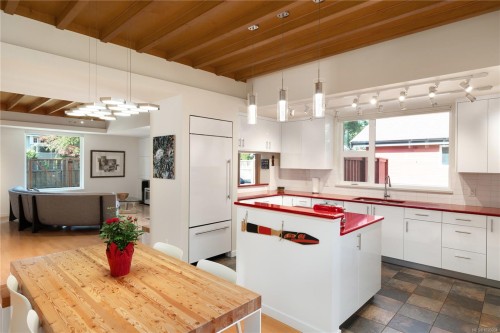 1530 Brooke St, Victoria, BC 