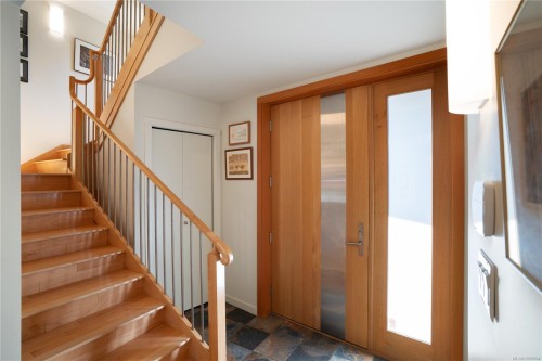 1530 Brooke St, Victoria, BC 