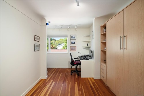 1530 Brooke St, Victoria, BC 