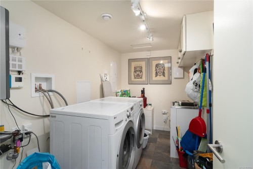 1530 Brooke St, Victoria, BC 