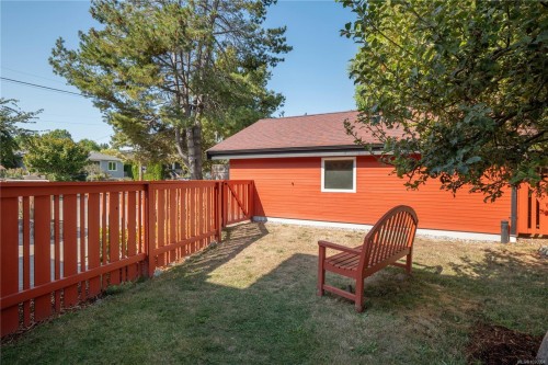 1530 Brooke St, Victoria, BC 