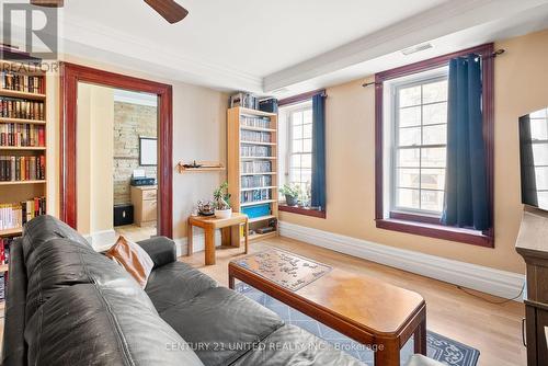 401 - 79 King Street W, Cobourg, ON - Indoor Photo Showing Living Room