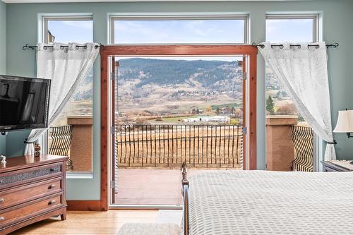 289 Inverness Drive, Coldstream, BC - Indoor