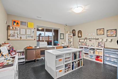 289 Inverness Drive, Coldstream, BC - Indoor