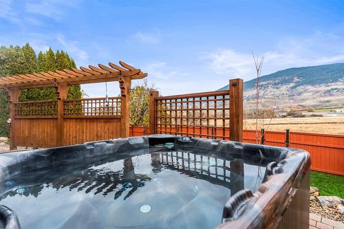 289 Inverness Drive, Coldstream, BC - Outdoor With Deck Patio Veranda