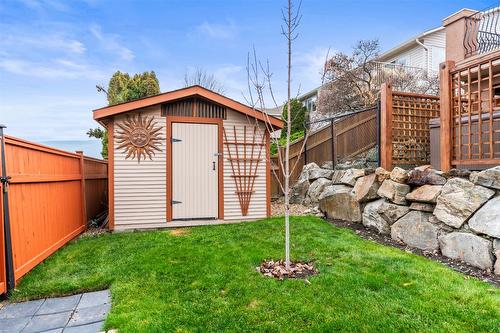 289 Inverness Drive, Coldstream, BC - Outdoor