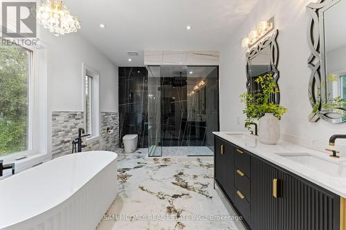 193 Mateo Place, Mississauga, ON - Indoor Photo Showing Bathroom