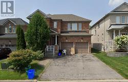 (LOWER) - 356 COACHWHIP TRAIL  Newmarket, ON L3X 2R2