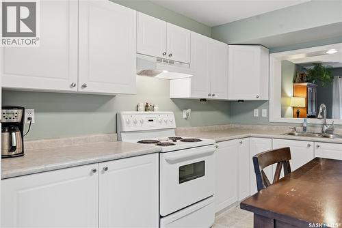 213 663 Beckett Crescent, Saskatoon, SK - Indoor Photo Showing Kitchen