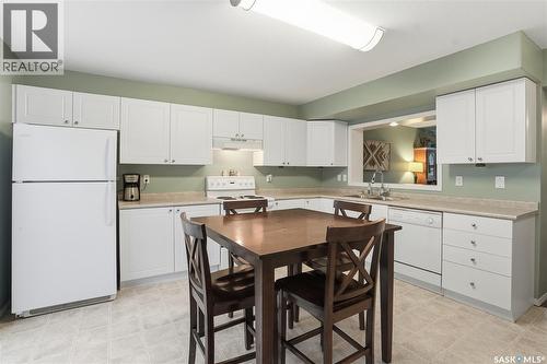 213 663 Beckett Crescent, Saskatoon, SK - Indoor Photo Showing Kitchen