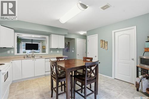 213 663 Beckett Crescent, Saskatoon, SK - Indoor