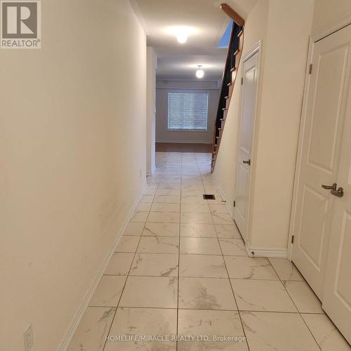 35 Tamworth Terrace, Barrie, ON - Indoor Photo Showing Other Room