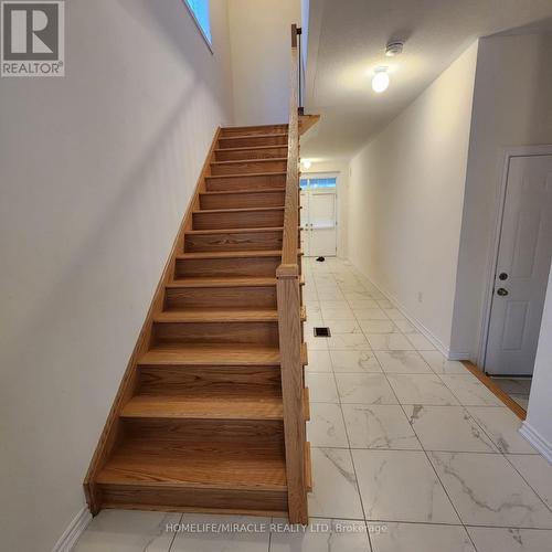 35 Tamworth Terrace, Barrie, ON - Indoor Photo Showing Other Room