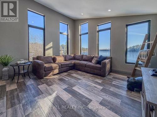 Lot 11 Keefer Lake Road, Timiskaming (Tim - Outside - Rural), ON - Indoor Photo Showing Living Room