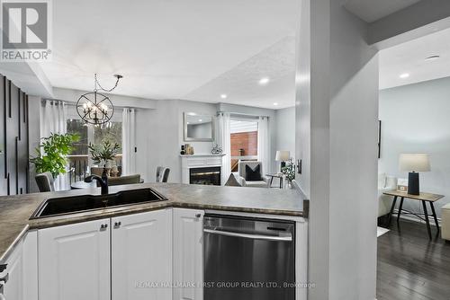 1696 Woodgate Trail, Oshawa, ON - Indoor Photo Showing Kitchen With Double Sink