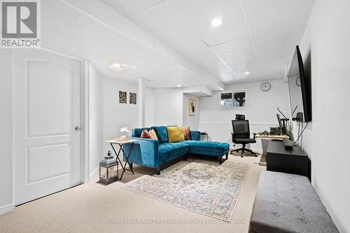 1696 Woodgate Trail, Oshawa, ON - Indoor