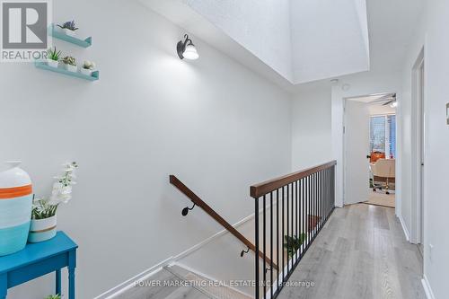 B - 6702 Jeanne D'Arc Boulevard N, Ottawa, ON - Indoor Photo Showing Other Room