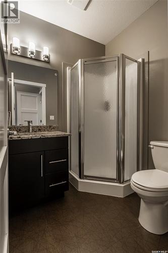 307 415 Maningas Bend, Saskatoon, SK - Indoor Photo Showing Bathroom