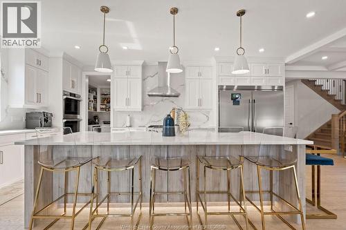 258 Xavier Circle, Lakeshore, ON - Indoor Photo Showing Kitchen With Upgraded Kitchen