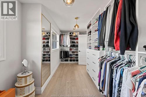 258 Xavier Circle, Lakeshore, ON - Indoor With Storage