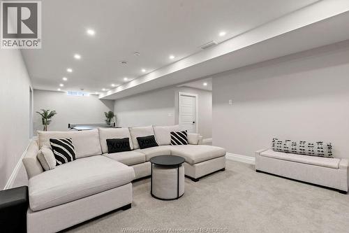 258 Xavier Circle, Lakeshore, ON - Indoor