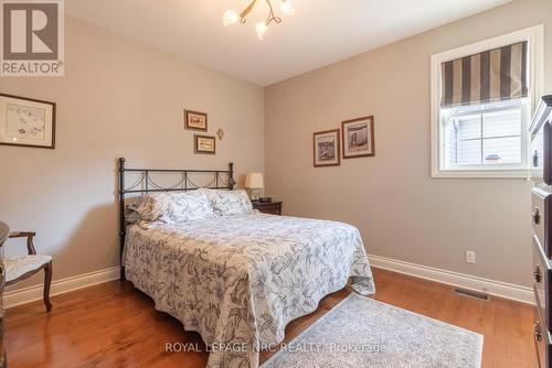 47 Countryside Drive, St. Catharines (Grapeview), ON - Indoor Photo Showing Bedroom