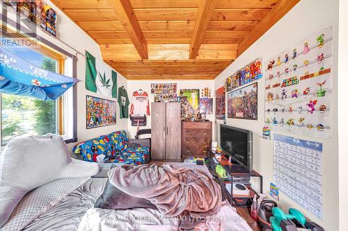 710 Cameron Street, Peterborough Central, ON - Indoor