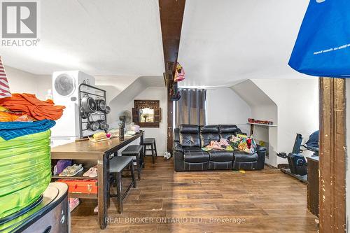 710 Cameron Street, Peterborough Central, ON - Indoor