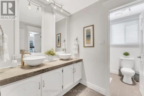 310 Surrey Drive, North Bay (Airport), ON - Indoor Photo Showing Bathroom