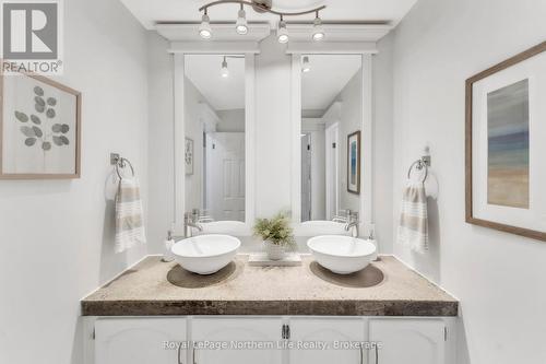 310 Surrey Drive, North Bay (Airport), ON - Indoor Photo Showing Bathroom