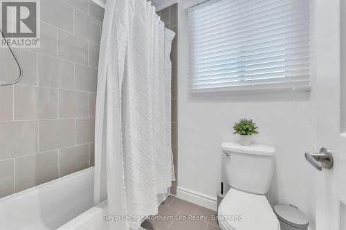 310 Surrey Drive, North Bay (Airport), ON - Indoor Photo Showing Bathroom