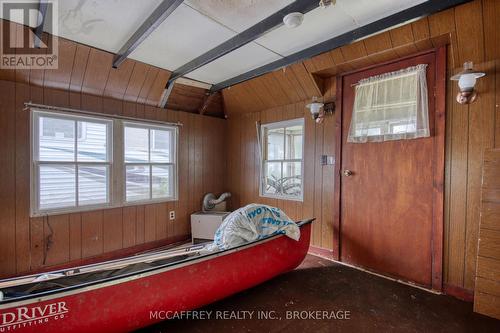 94 Willow Point Lane, Greater Napanee (Greater Napanee), ON - Indoor Photo Showing Other Room