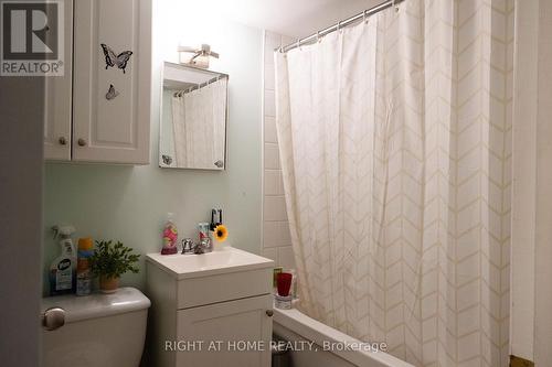 229 Elgin Street W, Arnprior, ON - Indoor Photo Showing Bathroom