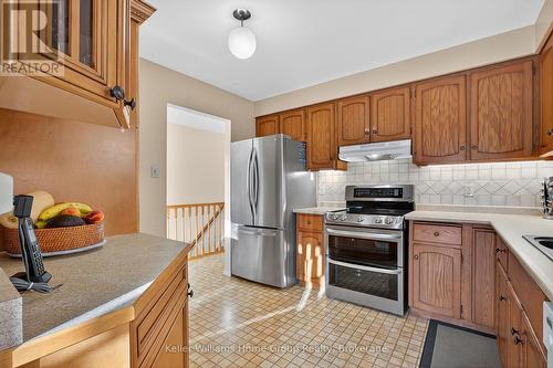 114 Dovercliffe Road, Guelph (Dovercliffe Park/Old University), ON - Indoor Photo Showing Kitchen