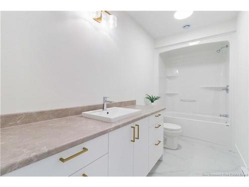 21 Rutledge Cres, Riverview, NB 