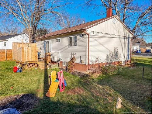 44 Clearview Ave, Fredericton, NB 