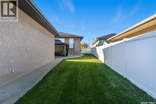 1827 Norman Mackenzie Road, Regina, SK - Outdoor