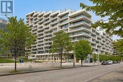 410 - 118 MERCHANTS' WHARF  Toronto, ON M5A 0L3