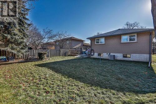 166 Lynnbrook Drive, Toronto, ON - Outdoor