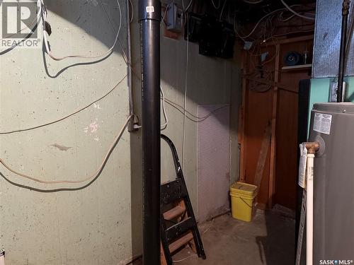 1178 Chestnut Avenue, Moose Jaw, SK - Indoor Photo Showing Basement