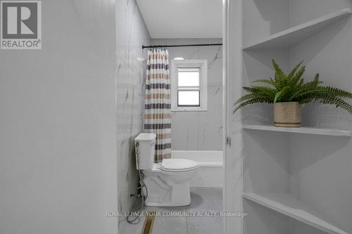 184 Hendon Avenue, Toronto, ON - Indoor Photo Showing Bathroom