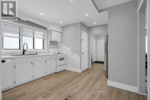 184 Hendon Avenue, Toronto, ON - Indoor Photo Showing Kitchen