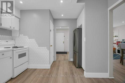 184 Hendon Avenue, Toronto, ON - Indoor Photo Showing Kitchen