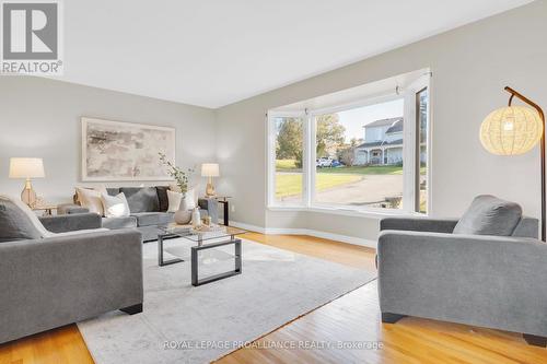 45 Concession Street E, Trent Hills (Warkworth), ON - Indoor Photo Showing Living Room