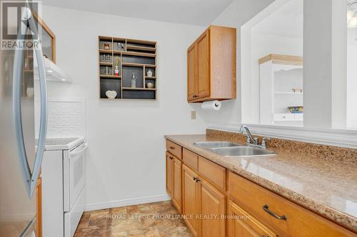 309 - 175 Haig Road, Belleville (Belleville Ward), ON - Indoor Photo Showing Kitchen With Double Sink