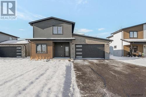 44 FRASER DRIVE  Quinte West (Sidney Ward), ON K0K 1E0