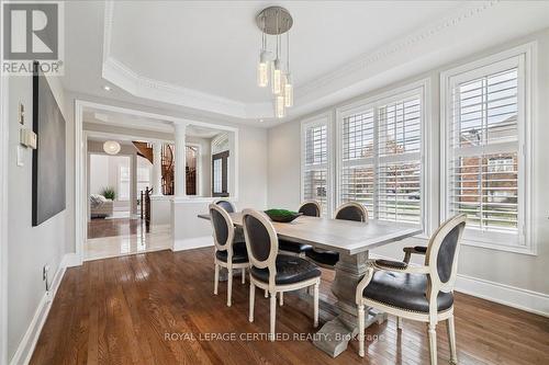 2523 Highmount Crescent, Oakville, ON - Indoor Photo Showing Dining Room