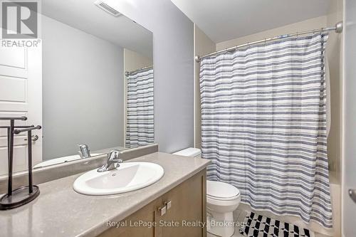 39 Mccargow Drive, Haldimand, ON - Indoor Photo Showing Bathroom